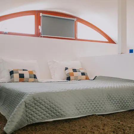 Sun Stories Apartment *