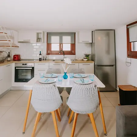 Sun Stories Apartment Vothon